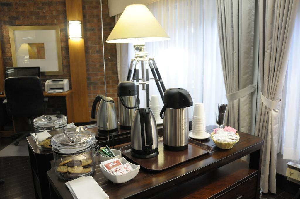 Admiral Inn Burlington Luaran gambar